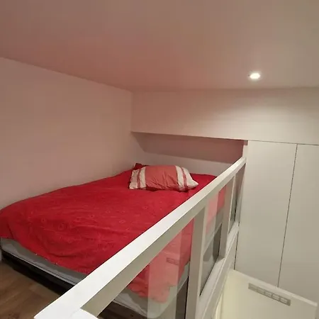 Family Montmartre Apartamento *